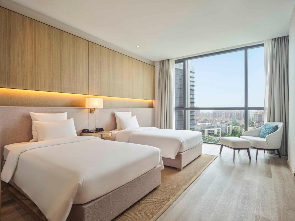 Novotel Shanghai Qingpu Excellence Экстерьер фото