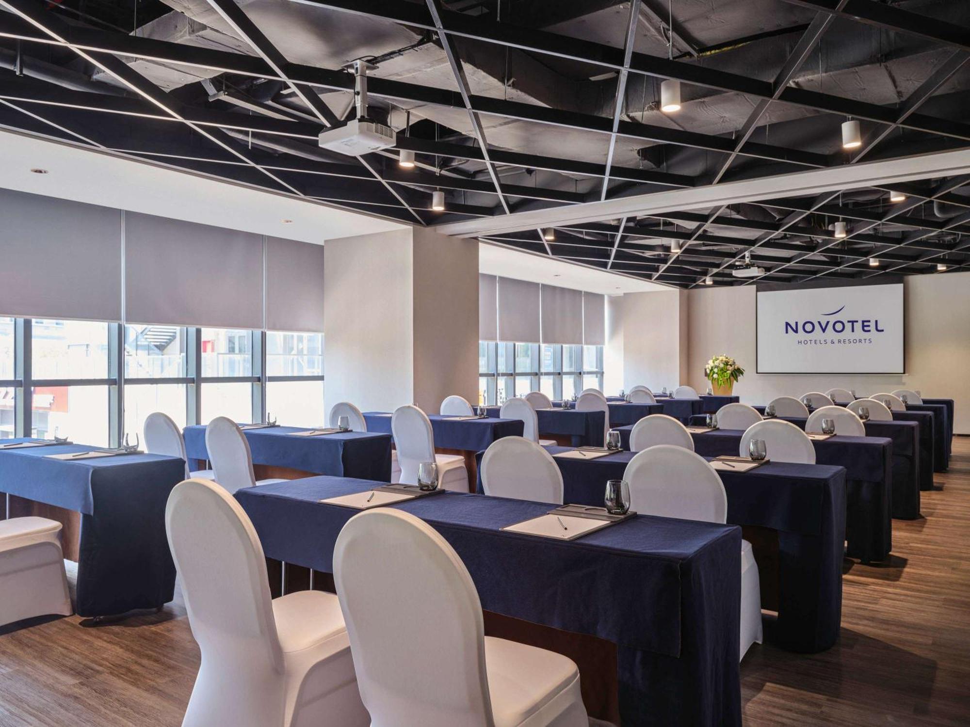 Novotel Shanghai Qingpu Excellence Экстерьер фото